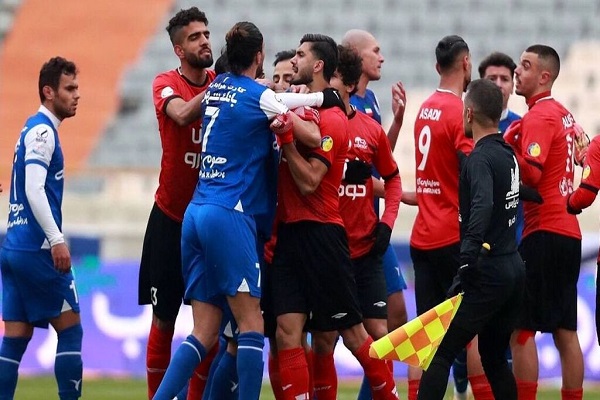 شوک سرخها برای نقل و انتقالات تابستانی/ بازیکنان پرتعداد خارجی در راه ایران؟