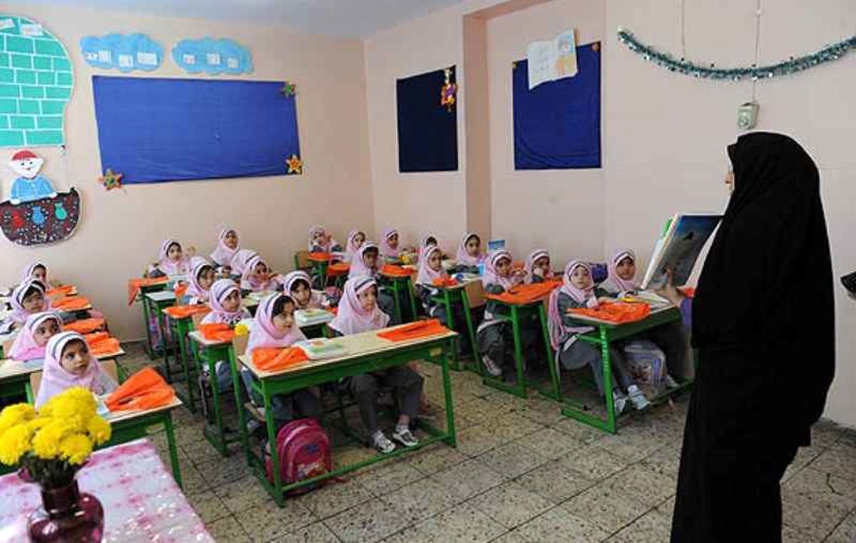 عزم دولت برای تقویت مدارس دولتی در نظام آموزشی