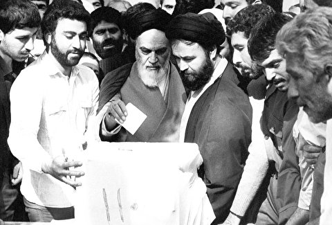 روز جمهوری اسلامی؛ ثمره اعتماد متقابل امام و امت