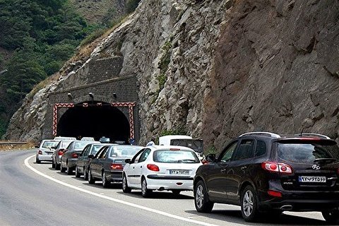 سازمان راهداری و حمل‌ونقل جاده‌ای از ترافیک سنگین در محورهای چالوس و...