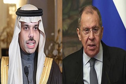 رایزنی بن فرحان و لاوروف در حاشیه نشست گروه بریکس