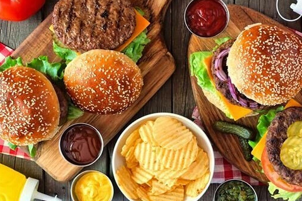 خوردن هر بار این خوراکی 36 دقیقه از طول عمر را کم می‌کند