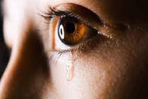 گریه کردن از چشم محافظت می‌کند؟