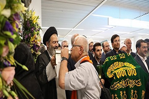 اعزام نخستین گروه زائران ایرانی حج تمتع به سرزمین وحی