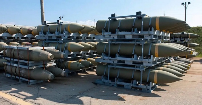 احتمال واکنش هسته‌ای روسیه به ارسال بمب‌های خوشه‌ای برای اوکراین