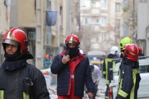 آتش‌سوزی مهیب در برج تجاری کرج