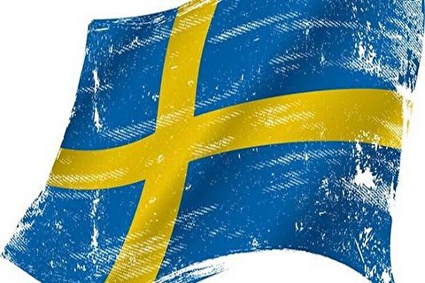 تجمع مردم مقابل سفارت سوئد در اعتراض به هتک حرمت قرآن کریم