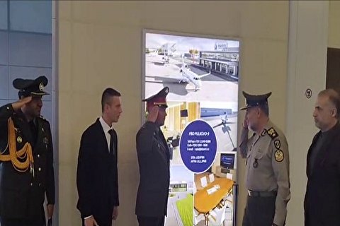 فرمانده نیروی زمینی ارتش به روسیه سفر کرد