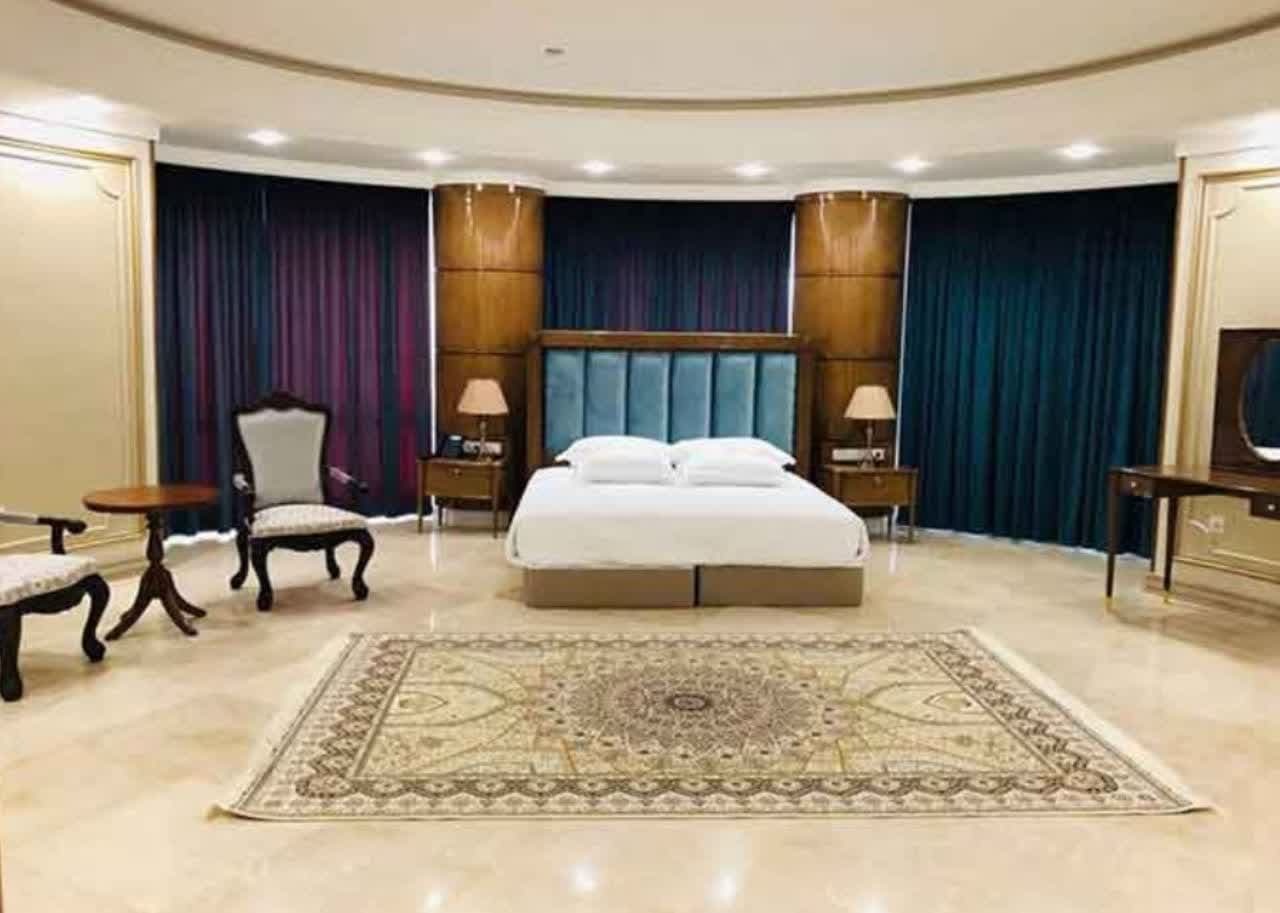 رزرو هتل ویستریا تهران با ایران هتل آنلاین