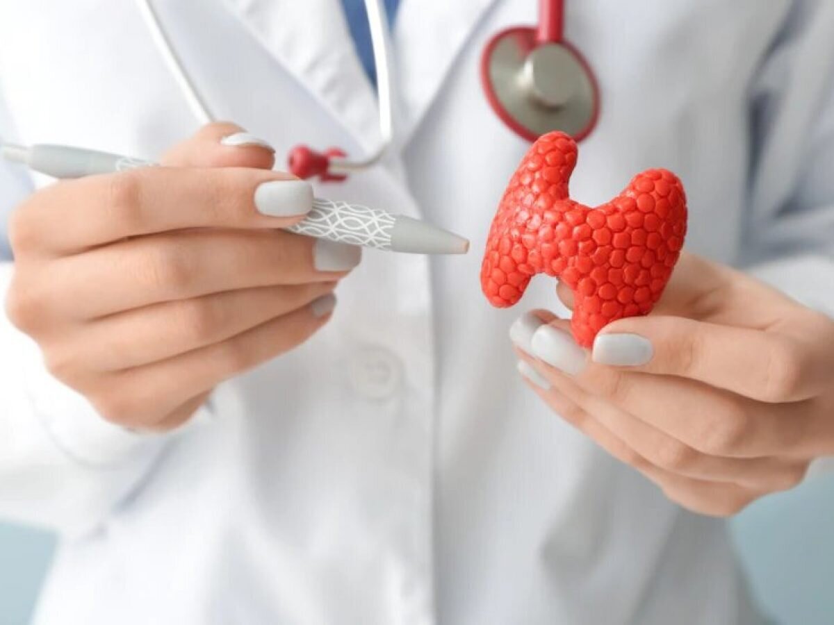 پرکاری تیروئید را با این غذاها درمان کنید