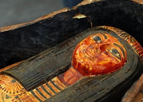 کشف گورستان ۳۴۰۰ ساله در مصر + تصاویر
