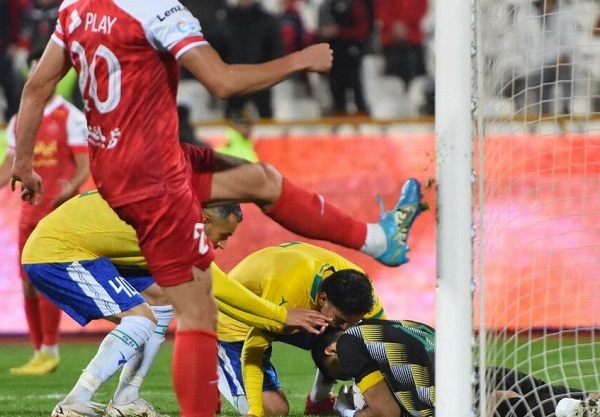 همه تیم‌هایی که 10 نفره از پرسپولیس امتیاز گرفتند!