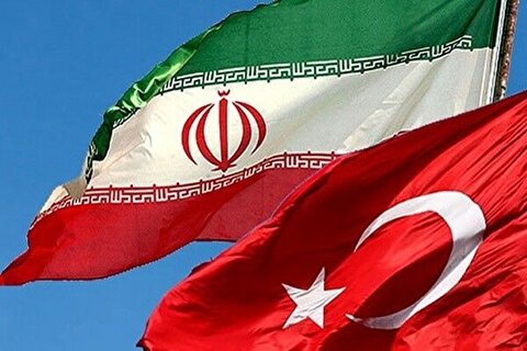 تاکید بر توسعه همکاریهای تجاری و اقتصادی ایران و ترکیه تاکید بر توسعه همکاریهای تجاری و اقتصادی ایران و ترکیه