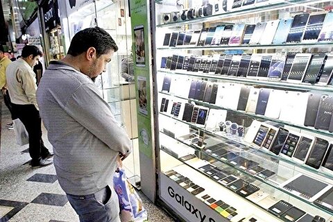 تکذیب ممنوعیت واردات گوشی‌های دکمه‌ای