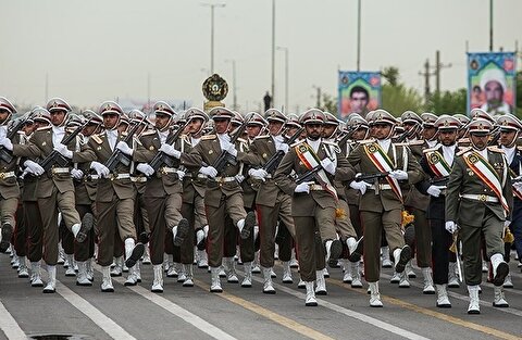 رژه روز ارتش برگزار شد