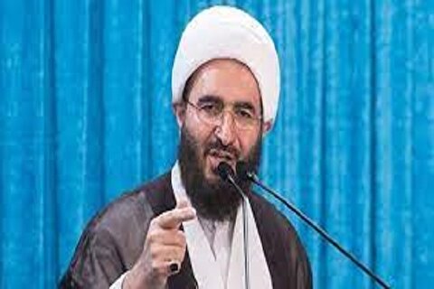 خطیب نماز جمعه تهران: روز قدس به زلزله سیاسی علیه صهیونیست‌ها تبدیل شود