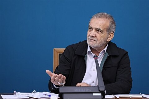 واکنش پزشکیان به استیضاح همتی