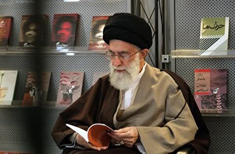 انتشارات انقلاب اسلامی با ۲۰۷ عنوان کتاب شامل ۴۰ اثر جدید و ۷۴ اثر تجدید...