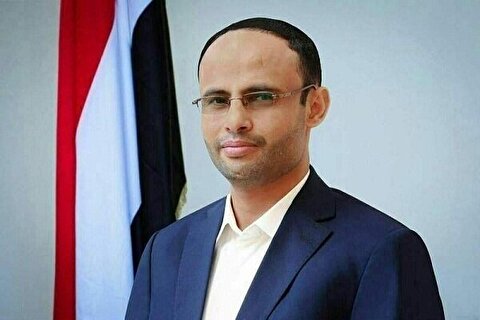 رئیس شورای عالی سیاسی یمن در پیامی ضمن بیان ایستادگی دولت و ملت این کشور...