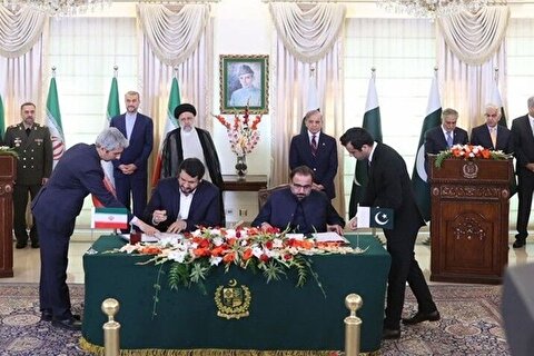 توافق ایران و پاکستان برای رشد 5 برابری تبادلات تجاری