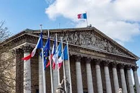 احضار نماینده ارشد پارلمان فرانسه بابت انتقاد از اسرائیل