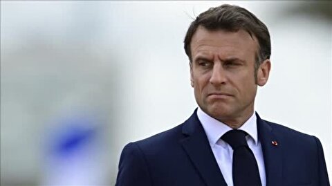 ماکرون گزینه استعفا از ریاست‌جمهوری فرانسه را بررسی می‌کند