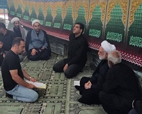 گفتگوی رئیس قوه قضائیه با مردم در یکی از مساجد تهران