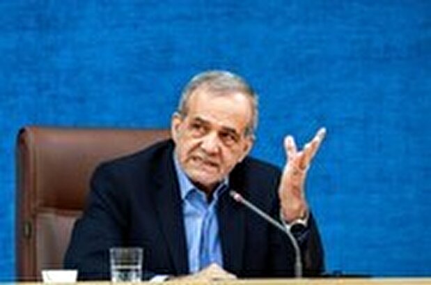 فیلم | پزشکیان: صدای بی صدایان باشیم و چشم کسانی باشیم که چشمی آنان را نمی‌بیند