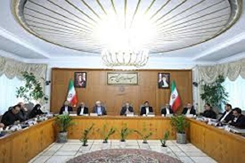 پزشکیان: به هیچ وجه نمی‌پذیرم ایران از هیچ کشور دیگری عقب‌تر باشد