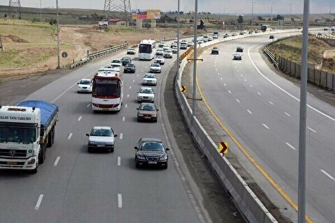 تردد عادی در راه ها؛ هراز و کندوان مقطعی یکطرفه می‌شود