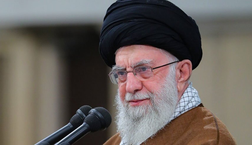 رهبر انقلاب: ملّت ایران عید نوروز را یک عید معنوی به حساب می‌آورند