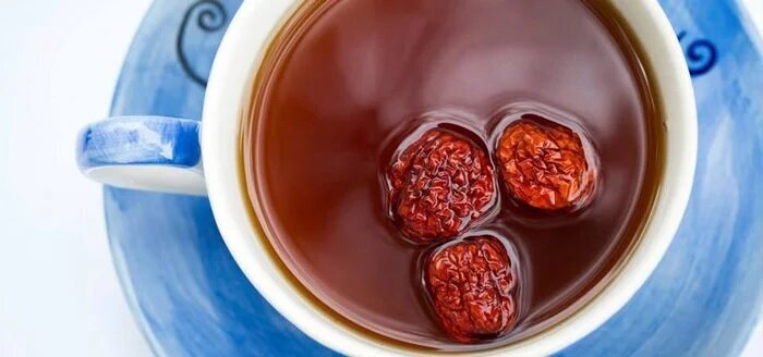 دمنوش گل بنفشه و عناب؛ دمنوش ضد سرفه آلرژیک را با این روش تهیه کنید