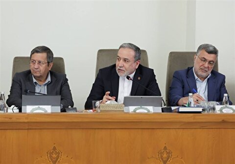 عراقچی: پیگیری مطالبات ایران از دولت ونزوئلا در دستور کار وزارت خارجه قرار دارد