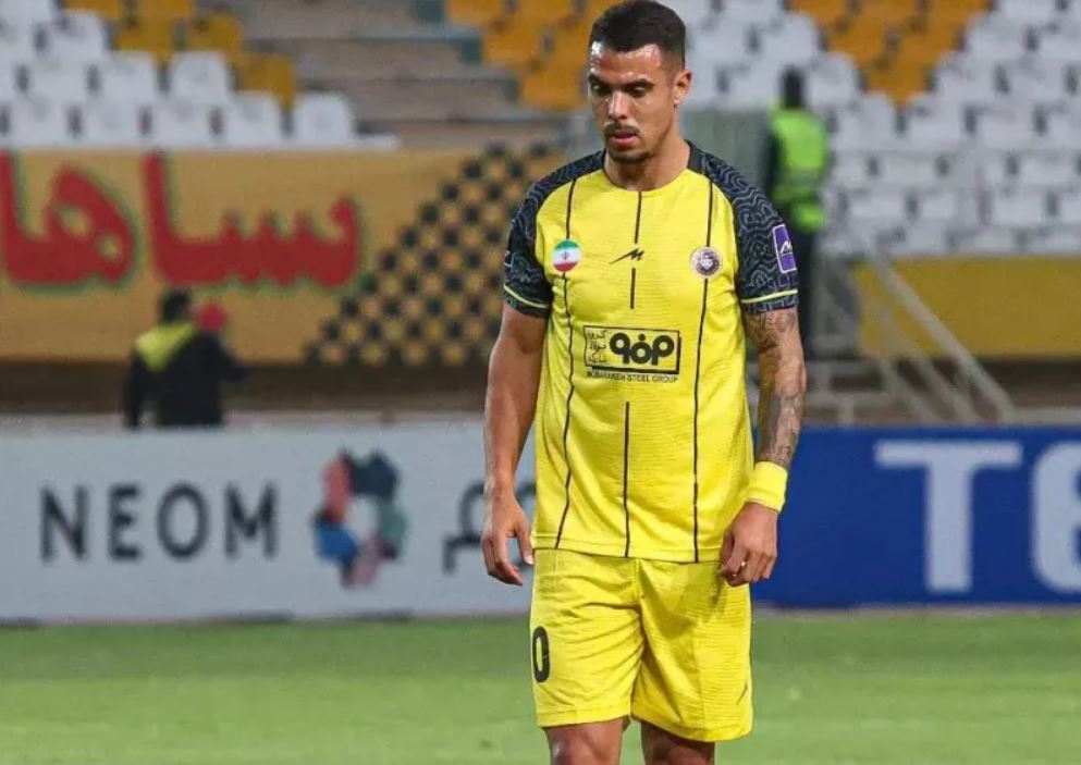 از دست دادن هافبک پرتغالی سپاهان مقابل ملوان؛ طلایی‌پوشان با کمبود نفرات آغاز می‌کنند