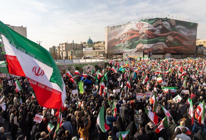 چرا ترامپ به تهدید ایران روی آورد؟ چرا ترامپ به تهدید ایران روی آورد؟