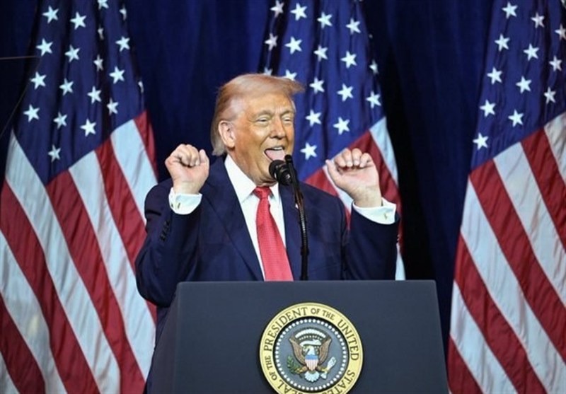 دریادار ایرانی: ترامپ در اقیانوس ملت ایران غرق خواهد شد