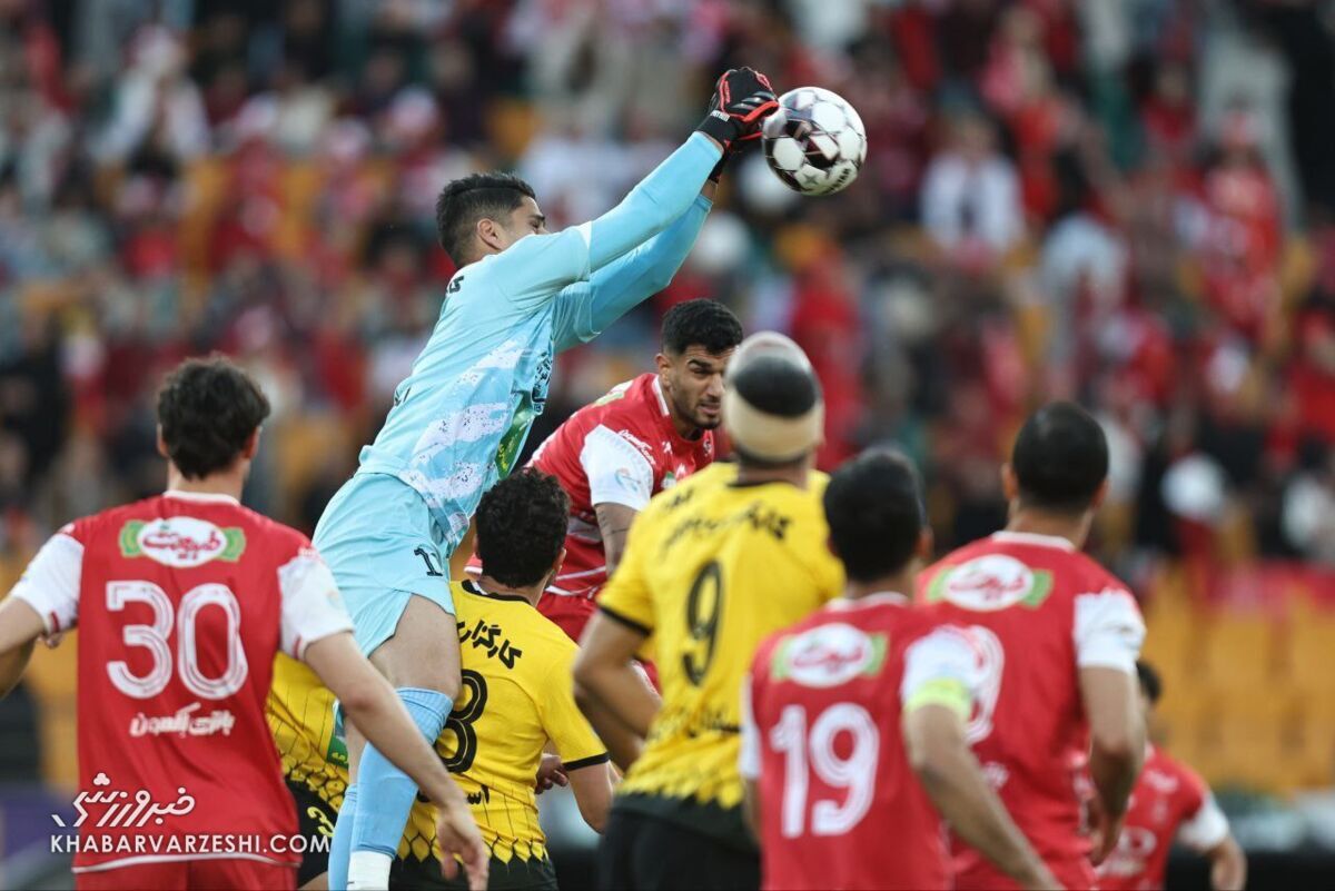 درخواست باشگاه پرسپولیس برای بازی با سپاهان