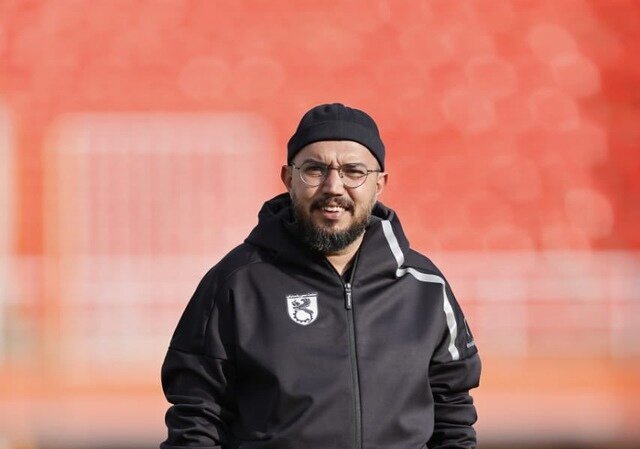 جدایی ناگهانی سرمربی هوادار با توافق دوطرفه