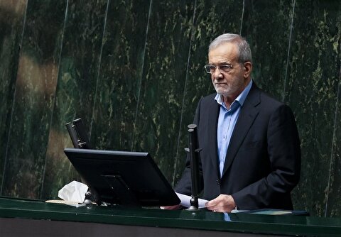 سوال از پزشکیان در مجلس کلید خورد