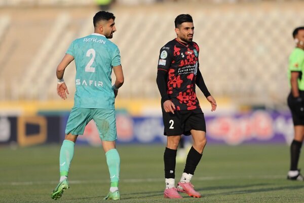 هفته پانزدهم لیگ برتر فوتبال / تساوی یک نیمه‌ای پیکان و خیبر