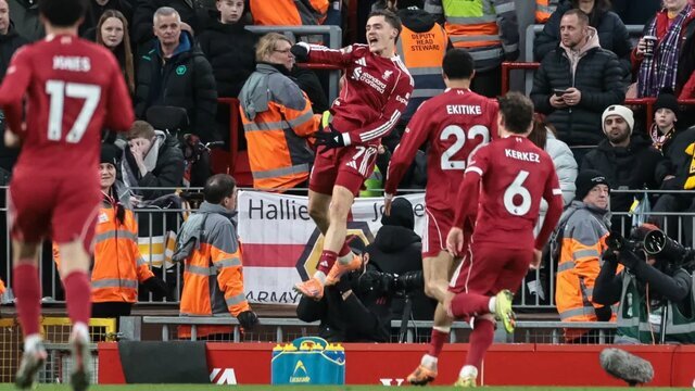 ۱۱۹ میلیون پوند و یک شادی کریسمسی: ویرتس در آنفیلد درخشید