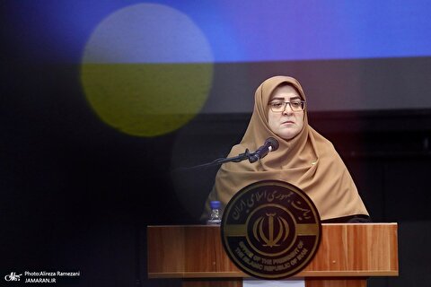 مهاجرانی: فشار اقتصادی را می‌بینیم و برای حل آن برنامه داریم