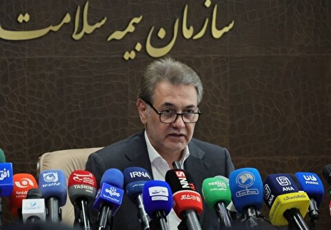 ناصحی: قیمت ۵۱۹ قلم دارو افزایش یافت؛ تأمین منابع بیمه سلامت ضروری است