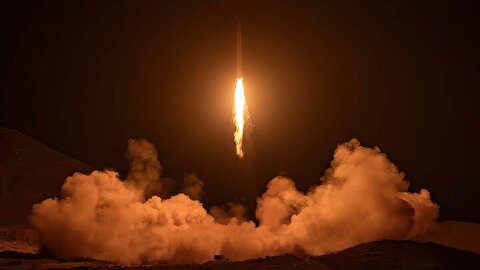 تحلیلگر عراقی: ایران غافلگیری‌های زیادی برای آمریکا دارد