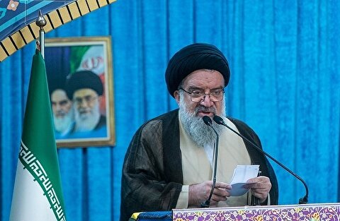 مردم با حضور در صحنه پیشرفت را رقم زده‌اند/ تأکید بر حل مشکل معیشت