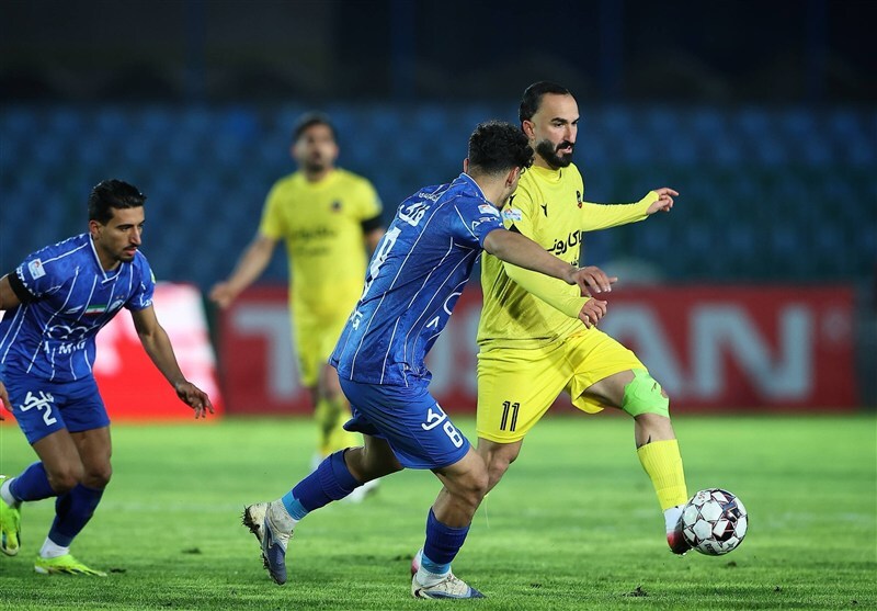 اکبرپور: اختلاف ساپینتو و تاجرنیا تمرکز استقلال را از بین برده است