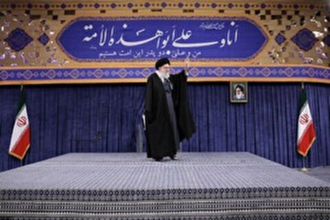 امام خامنه‌ای: در 22 بهمن امسال ایران سربلند و دشمن مأیوس شد
