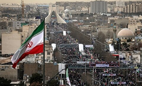 یأس دشمن از وحدت ایرانیان در 22 بهمن