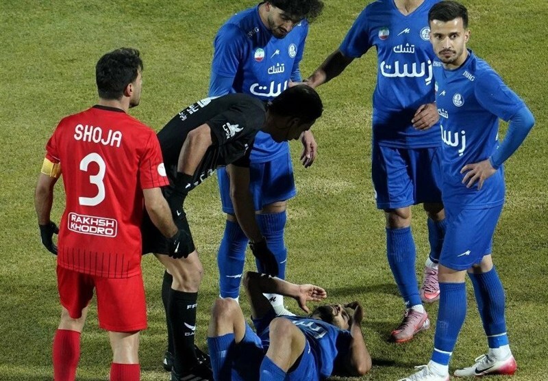 بحران زمین تمرین در استقلال خوزستان؛ شاگردان امیر خلیفه اصل هشت به هشت تمرین می‌کنند!