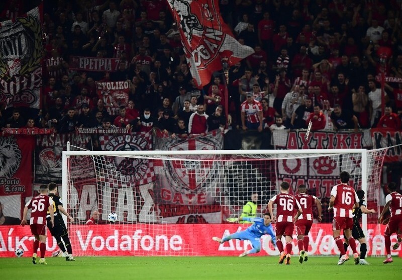 مهدی طارمی و یارانش با انگیزه میلیونی به مصاف بایرلورکوزن می‌روند